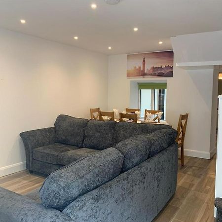 Eyre Square Lane Budget Rooms Galway Ngoại thất bức ảnh