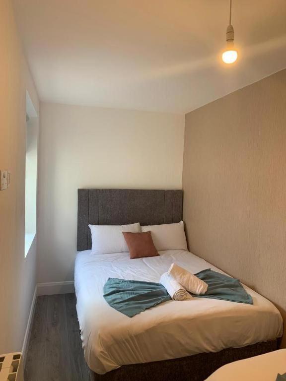 Eyre Square Lane Budget Rooms Galway Ngoại thất bức ảnh
