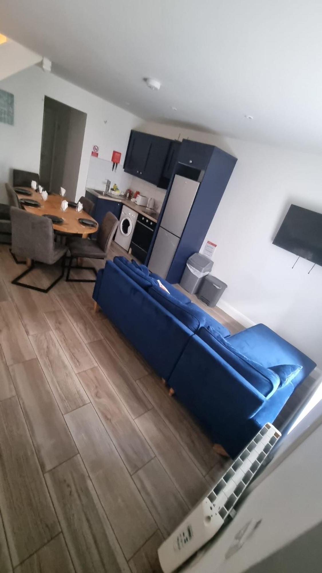 Eyre Square Lane Budget Rooms Galway Ngoại thất bức ảnh
