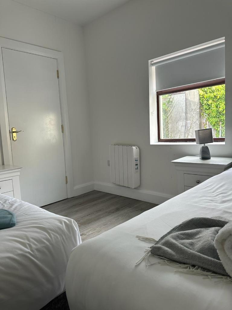 Eyre Square Lane Budget Rooms Galway Ngoại thất bức ảnh